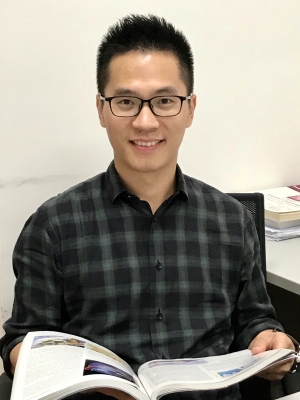 罗明